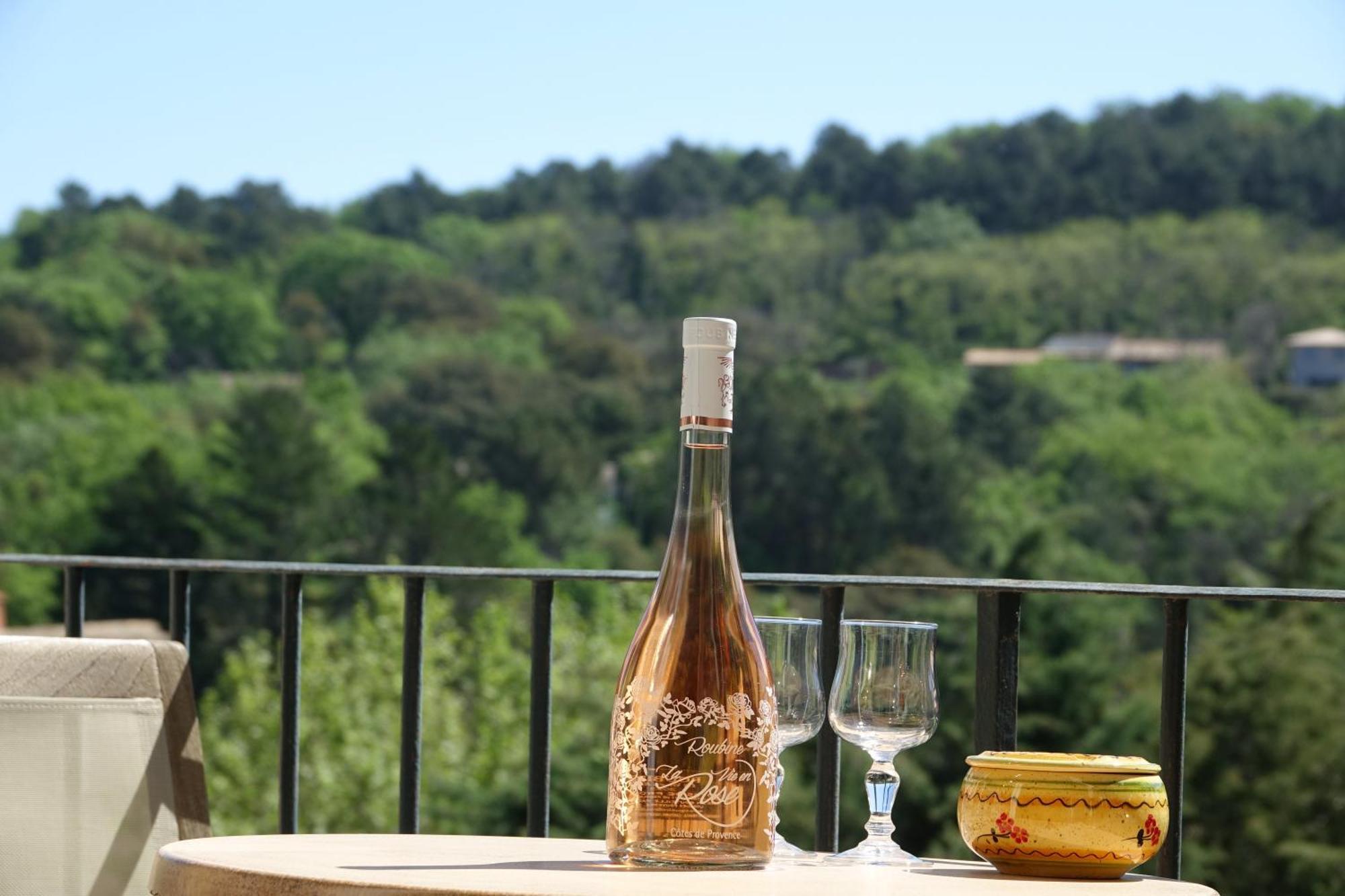 Résidence Hôtelière La Sarrazine La Garde-Freinet Exterior foto