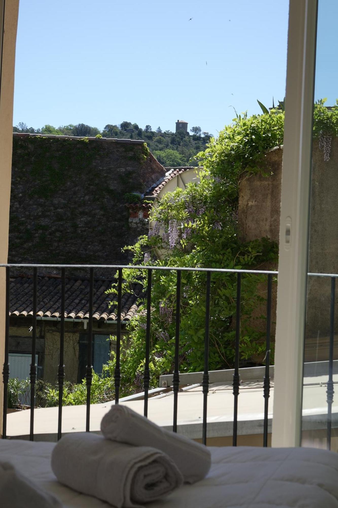 Résidence Hôtelière La Sarrazine La Garde-Freinet Exterior foto