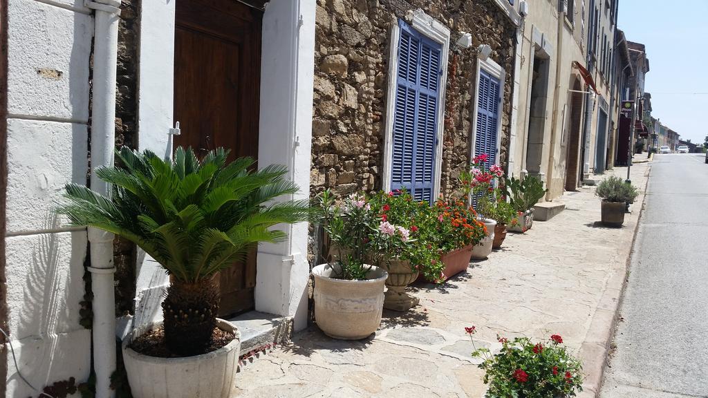 Résidence Hôtelière La Sarrazine La Garde-Freinet Exterior foto